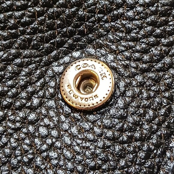 Coach Black Pebbled Leather Fold Over Wallet 3 way Clutch/ Crossbody - Picture 6 of 12